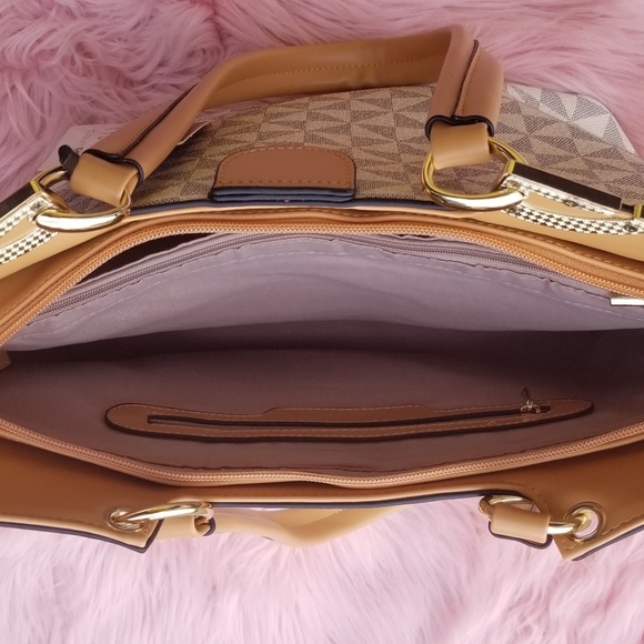 🍾Champagne🍾 Bag Collection - Picture 6 of 9